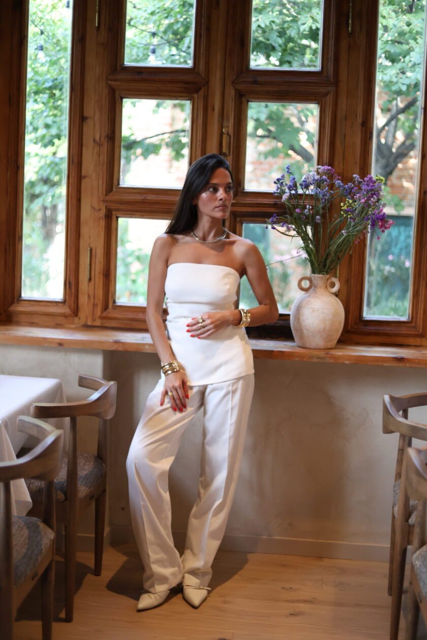 Venice White Linen Set - Image 8