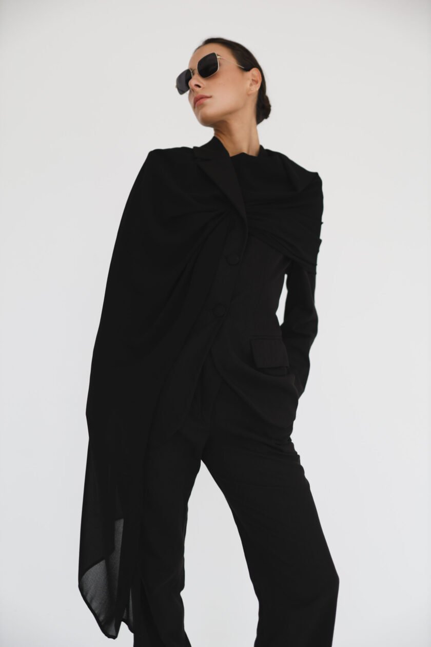 Florence Black Set - Image 3